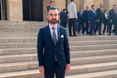 Sungur'dan Arsin Belediye Başkanına Atatürk Tepkisi!