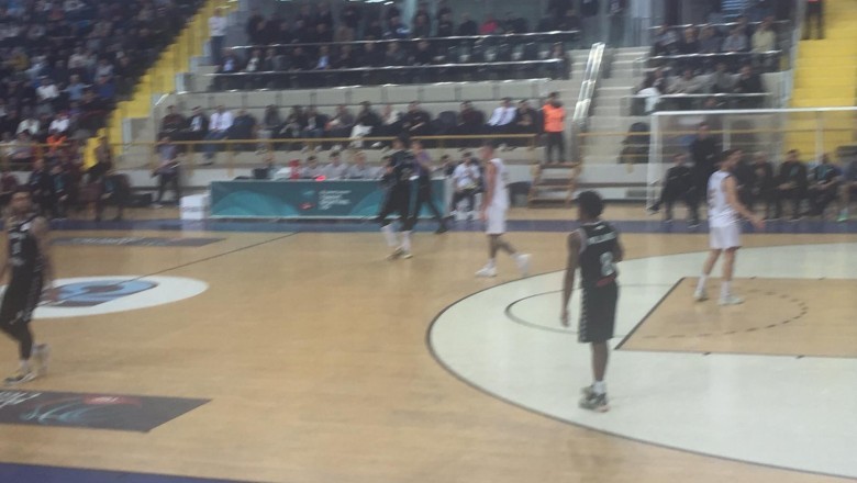 Trabzonspor Basketbol kendi sahasında farklı galip