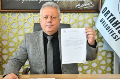 Zorlu, Hüseyin Kazaz Kültür Merkezi’nin Trabzon Valiliği’ne devriyle ilgili sert konuştu