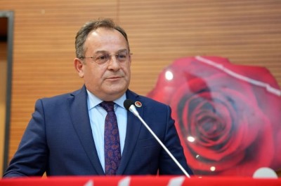 Mustafa Bak’tan, Adil Karaismailoğlu’na “Mandacı’ cevabı!
