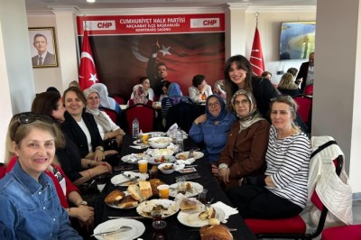 CHP Akçaabat Kadın Kolları’ndan anlamlı organizasyon