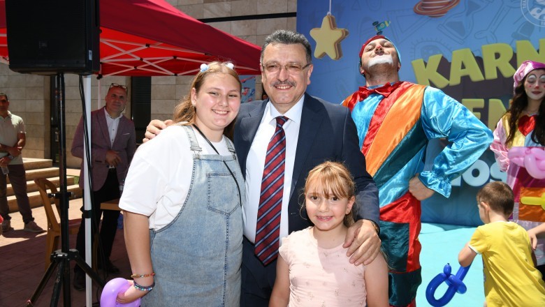 Başkan Genç, çocukların karne sevincine ortak oldu