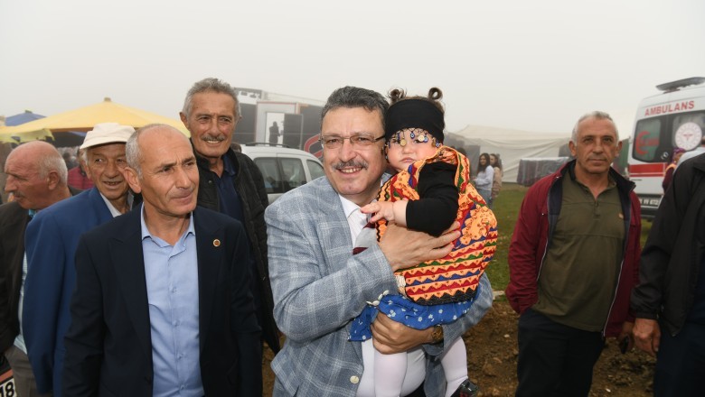 Başkan Genç’ten, Çalköy Hırsafa Yayla Şenliği’nde birlik ve dayanışma vurgusu