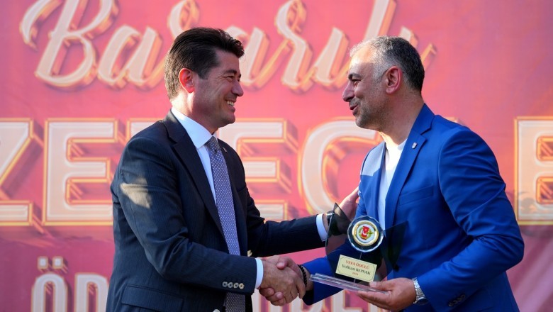 Başkan Kaya, TGC'nin ödül törenine katıldı