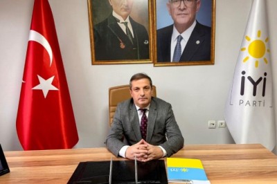 İYİ Parti İl Başkanı Erkan: Tek başımıza Cumhuriyet ve Türlük mücadelesi veriyoruz