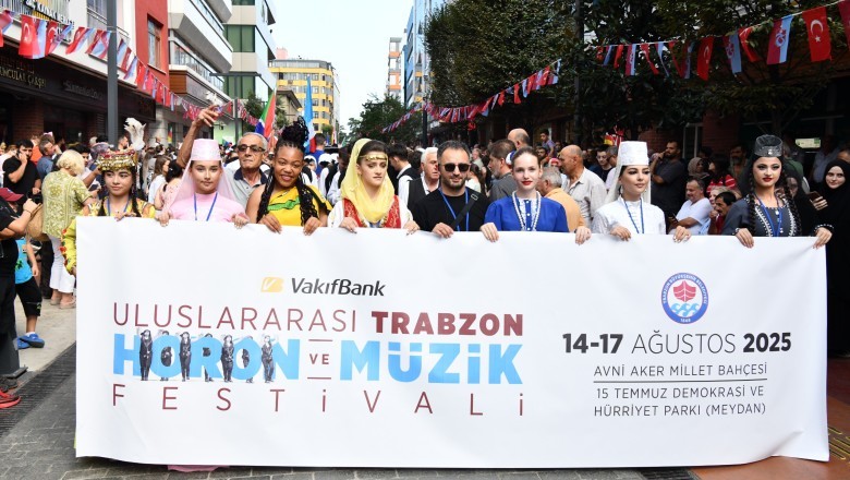 Horon festivali Trabzon'da coşkuyla başladı