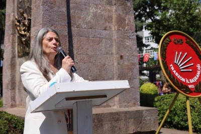 CHP Trabzon Milletvekili Sibel Suiçmez, 30 Ağustos coşkusunu Trabzon halkıyla paylaştı