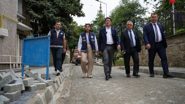 Ortahisar'da asfalt seferberliği sürüyor