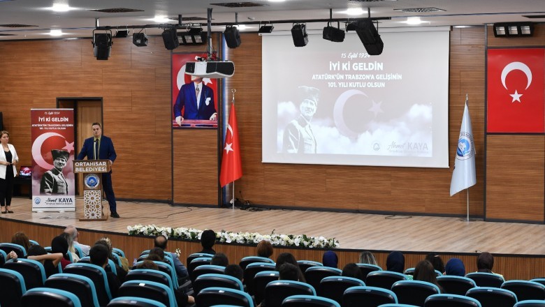 Atatürk'ün Trabzon'a gelişinin 101. yıl dönümünde, 'Atatürk Trabzon'da belgeseli gösterildi