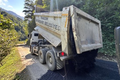 Büyükşehir Trabzon'u şantiyeye çevirdi