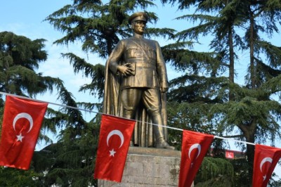 Büyük Önder Atatürk Trabzon'da törenle anıldı