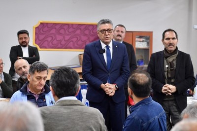 Başkan Yardımcısı Arslan'dan okullara 'Öğretmenler Günü' ziyareti