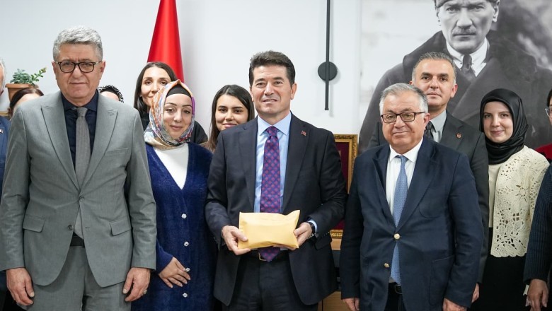 Ortahisar Belediye çalışanlarından burs kampanyasına 61 bin lira destek
