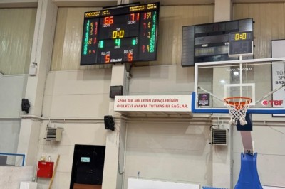 Beyzanur İlçak ve Candan Eylül Dikmen Sahne Aldı, Trabzon BŞB Deplasmanda Güldü!