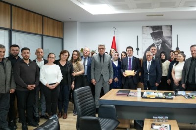 Ortahisar Belediyesi personelinden burs kampanyasına 721 bin TL destek