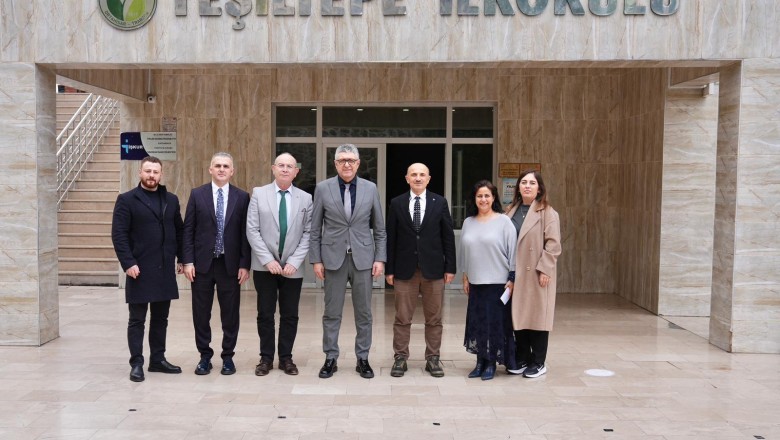 'Bir kitap, bir umut' kampanyasına destekler sürüyor