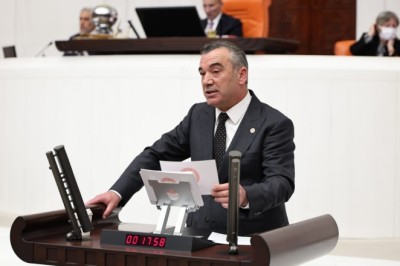 İYİ Parti Trabzon Milletvekili Aydın'dan kademeli emeklilik çağrısı
