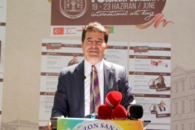 Başkan Kaya, 16. Uluslararası Sanat Günleri açılışına katıldı