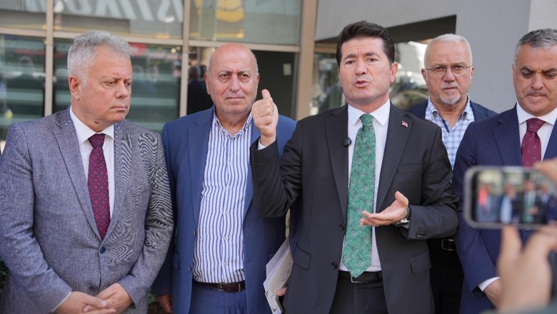 Büyükşehir Belediye Meclisi'nde CHP'liler toplantıyı terk etti